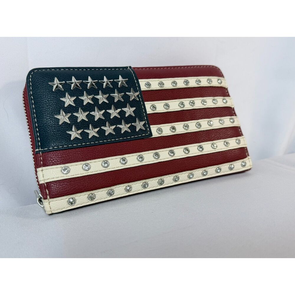 NWOT Montana West American Pride Wallet Clutch Stars Stripes Flag USA Bling Stud